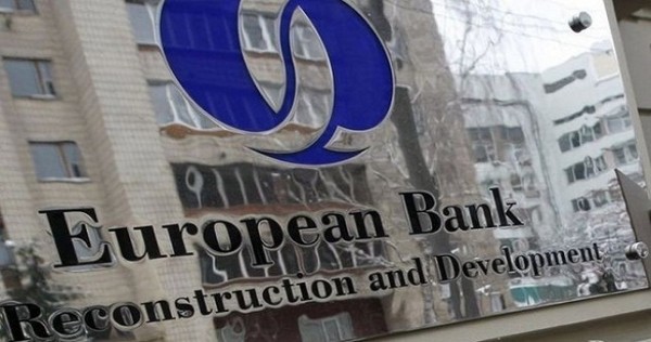 ЕБРР о денежных переводах и влиянии спада российской экономики на Таджикистан