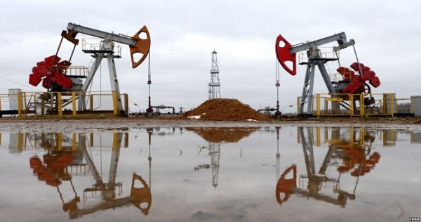 Россия в 2015 году поставит в Таджикистан 830 тыс. тонн ГСМ