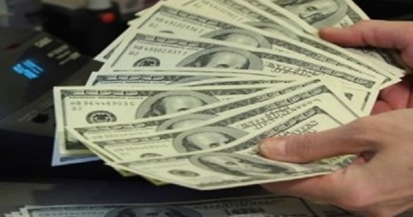 Курс доллара США повысился
