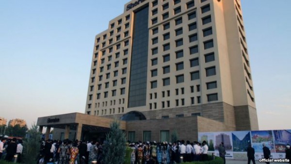 Депутаты освободили от налогов гостиницу Sheraton