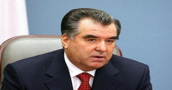 Президент Таджикистана дал старт работе современной типографии