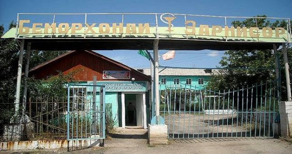 Таджикистан: Путешествие по руинам, или Что творится в Зарнисоре?