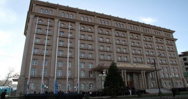 МИД Таджикистана освобожден от выплат налогов за ввоз в страну партии бланков биометрических паспорт