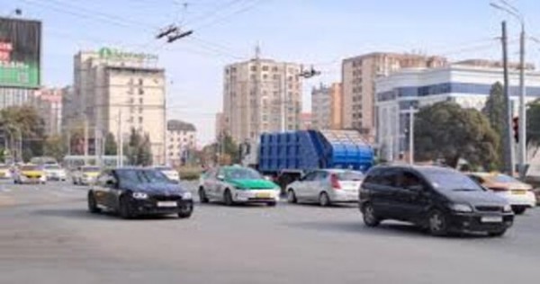 Число транспортных средств в Таджикистане превышает 666 тысяч
