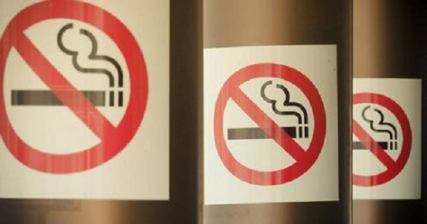 Таджикские власти значительно увеличили штрафы за курение в общественных местах