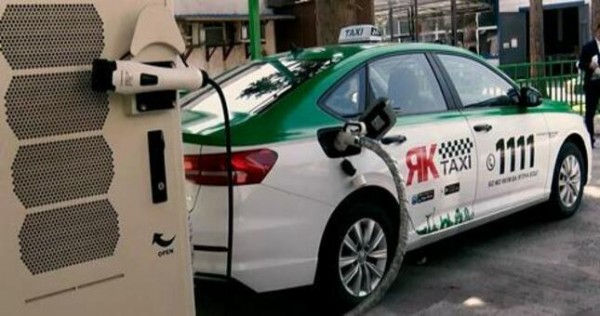 Мэрия Душанбе обязала службы такси полностью перейти на использование электромобилей