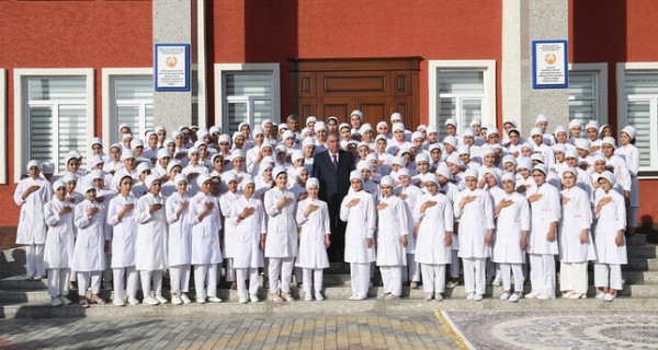 Эмомали Рахмон открыл лечебно-диагностический центр в Ховалинском районе