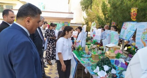 Фестиваль любителей природы собрал в Канибадаме более 400 участников