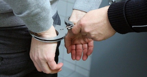 В Худжанде из ушей девочки вырвали золотые сережки