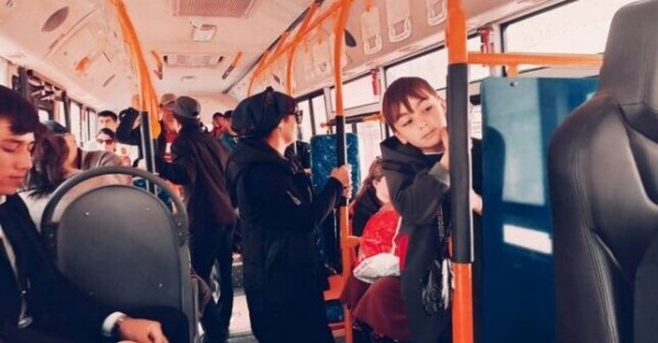 В Хороге население обслуживают новые автобусы по доступным ценам за проезд