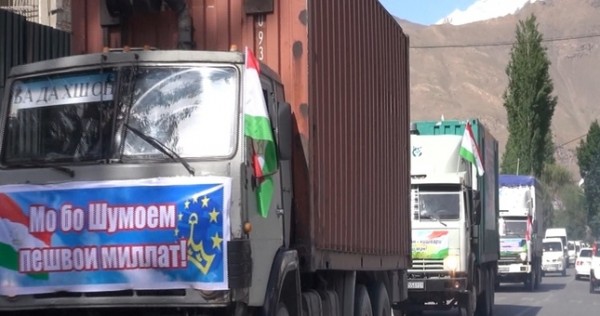 В дни празднования Навруза в Хорог приехала очередная колонна с помощью для пострадавших от лавин