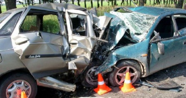 В ДТП в Варзобе погиб один человек и четверо ранены