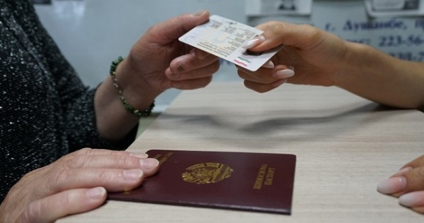 В Таджикистане ещё на год продлили сроки перерегистрации SIM-карт по паспортам образца 2014 года