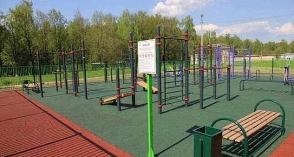 В Хороге строятся две новые спортплощадки