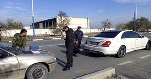 В Канибадаме выявили машины, загрязняющие экологию