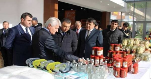 Премьер-министр Таджикистана Кохир Расулзода посетил промышленные предприятия Дарвазского района