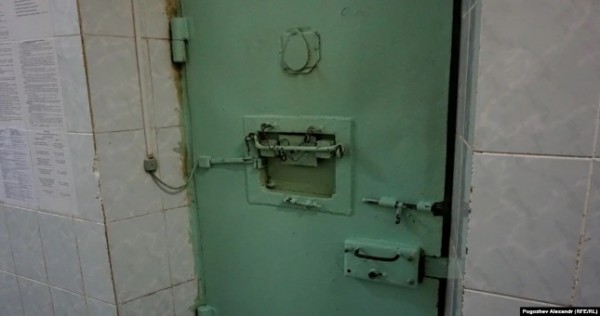 В Узбекистане заключенным разрешат пользоваться Интернетом