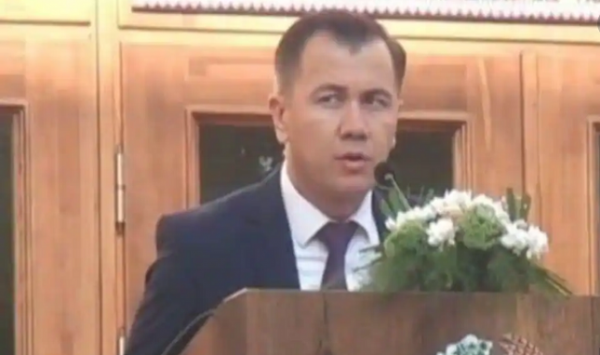 "Подделал подпись мэра Худжанда и выделил землю". В Согде задержан высокопоставленный чиновник