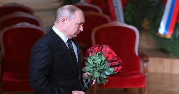 Владимир Путин простился с Михаилом Горбачевым