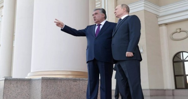 Эмомали Рахмон и Владимир Путин откроют пять русских школ в Таджикистане