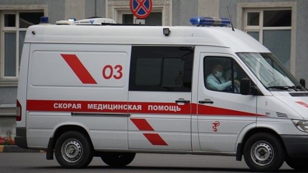 Мургабская районная больница получила еще одну машину скорой помощи