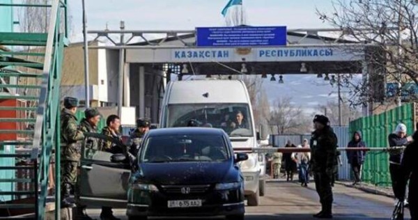 При въезде в Казахстан граждане Таджикистана должны предъявить ПЦР-тест на COVID-19