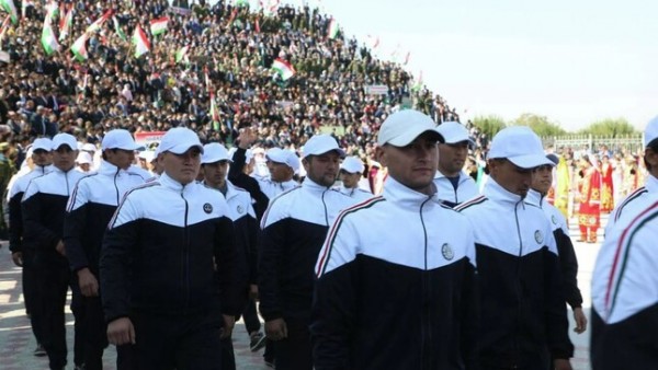 В Согде проводили в армию первых новобранцев в 2022 году