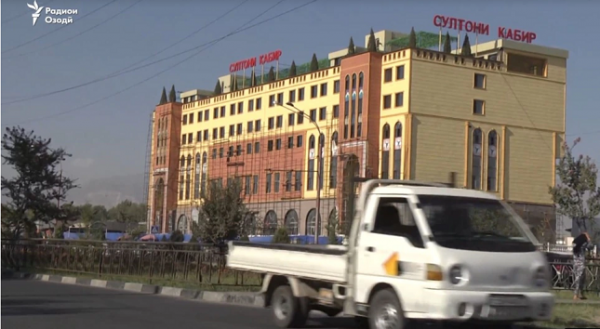 Торговцам рынка «Султони Кабир» предложили перебраться на рынок «Кушониён»