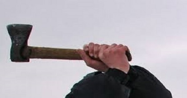 Житель Канибадама подозревается в убийстве