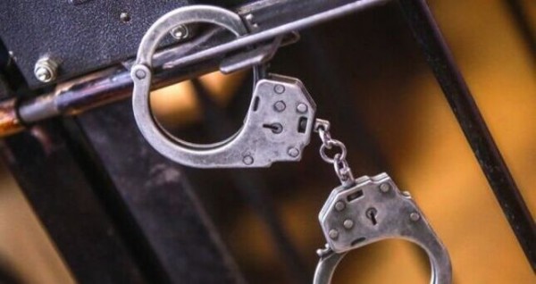 В Худжанде двое «хулиганов» напали на охранника одного из местных кафе
