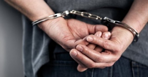 В медицинском колледже избили троих молодых людей
