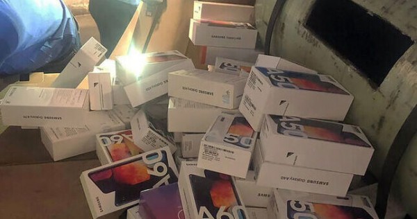 На севере Таджикистана выявлена контрабанда крупной партии мобильных телефонов