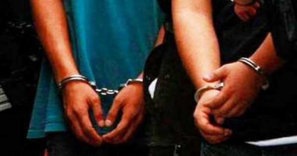 Двое подростков задержаны по подозрению в краже