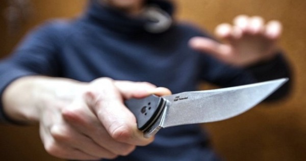 В Шаартузском районе конфликт двух молодых людей перерос в поножовщину