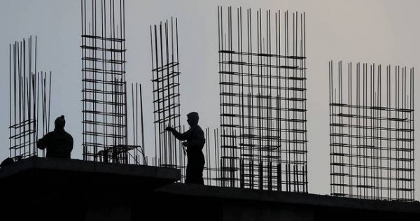 Минстрой РФ попросил правительство упростить въезд мигрантов для работы на стройках