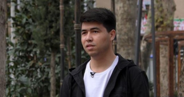 "Мой отец сказал, что если в период пандемии я не буду с народом, то могу выбросить диплом врача"