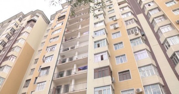 Между небом и землей: как живется жильцам «домов Бега Сабура»?