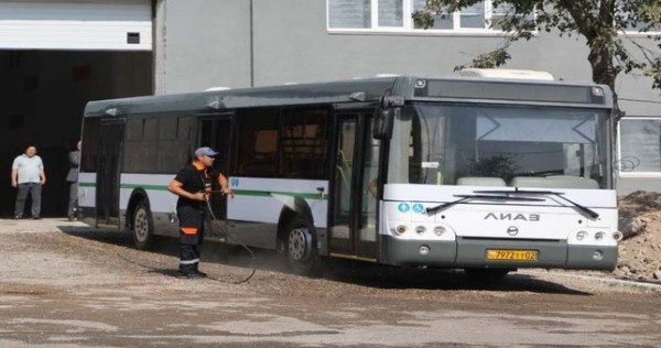 В Худжанд импортировано более 100 автобусов