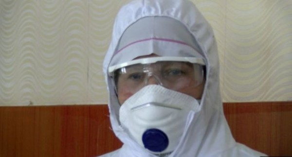 Таджикский врач потратила накопленные на хадж деньги на борьбу с COVID-19