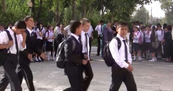 Детсады и школы Душанбе закрываются на "вынужденные каникулы"