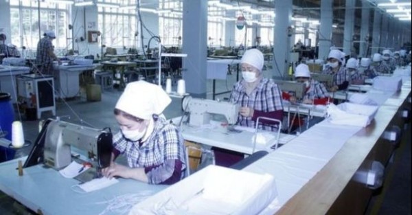11 предприятий Согдийской области в день производят свыше 92-х тысяч 700 медицинских масок
