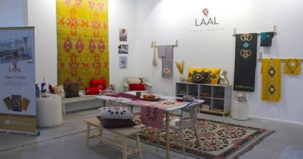 Продукция «LA’AL Textiles» была презентована на душанбинской выставке посвящённой Дню матери
