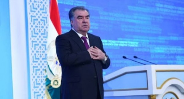 Президент призвал народ не верить дезинформаторам и не паниковать