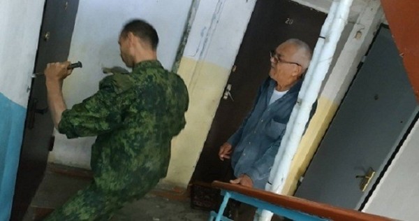 Спасатели предотвратили затопление дома в Душанбе