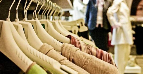 Исследование: жители Таджикистана тратят на покупку одежды не более $30 в год