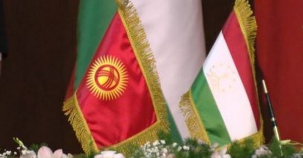 Информацию о выстреле со стороны КР и ранении девушки из таджикского села проверяет милиция обеих стран