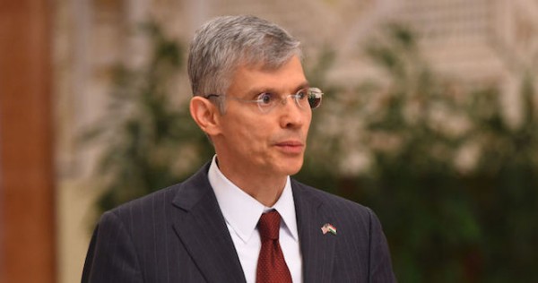 Американский Посол рассказал о сотрудничестве США и Таджикистана в борьбе с ВИЧ/СПИД-ом