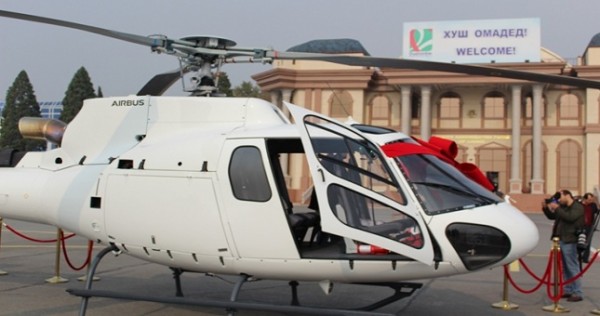 "Сомон Эйр" презентовала в Душанбе вертолет AIRBUS H125