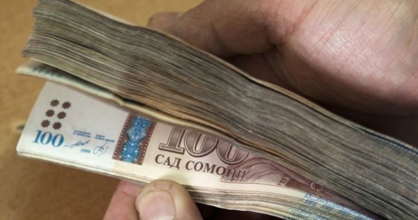 Директор государственного лицея для одаренных детей Худжанда подозревается в растрате