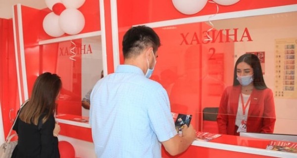 Сотрудники Саноатсодиротбанка ведут разъяснительную работу среди населения ГБАО